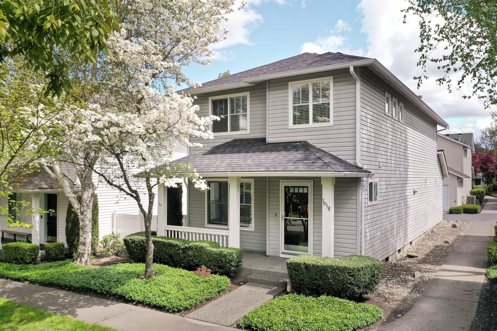 1958 McDonald Avenue, Dupont, WA 98327