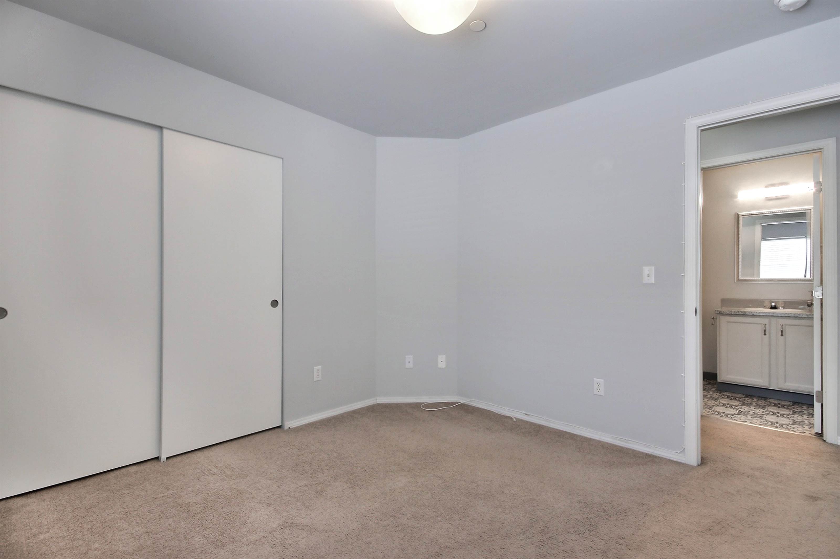 1958 McDonald Avenue, Dupont, WA 98327