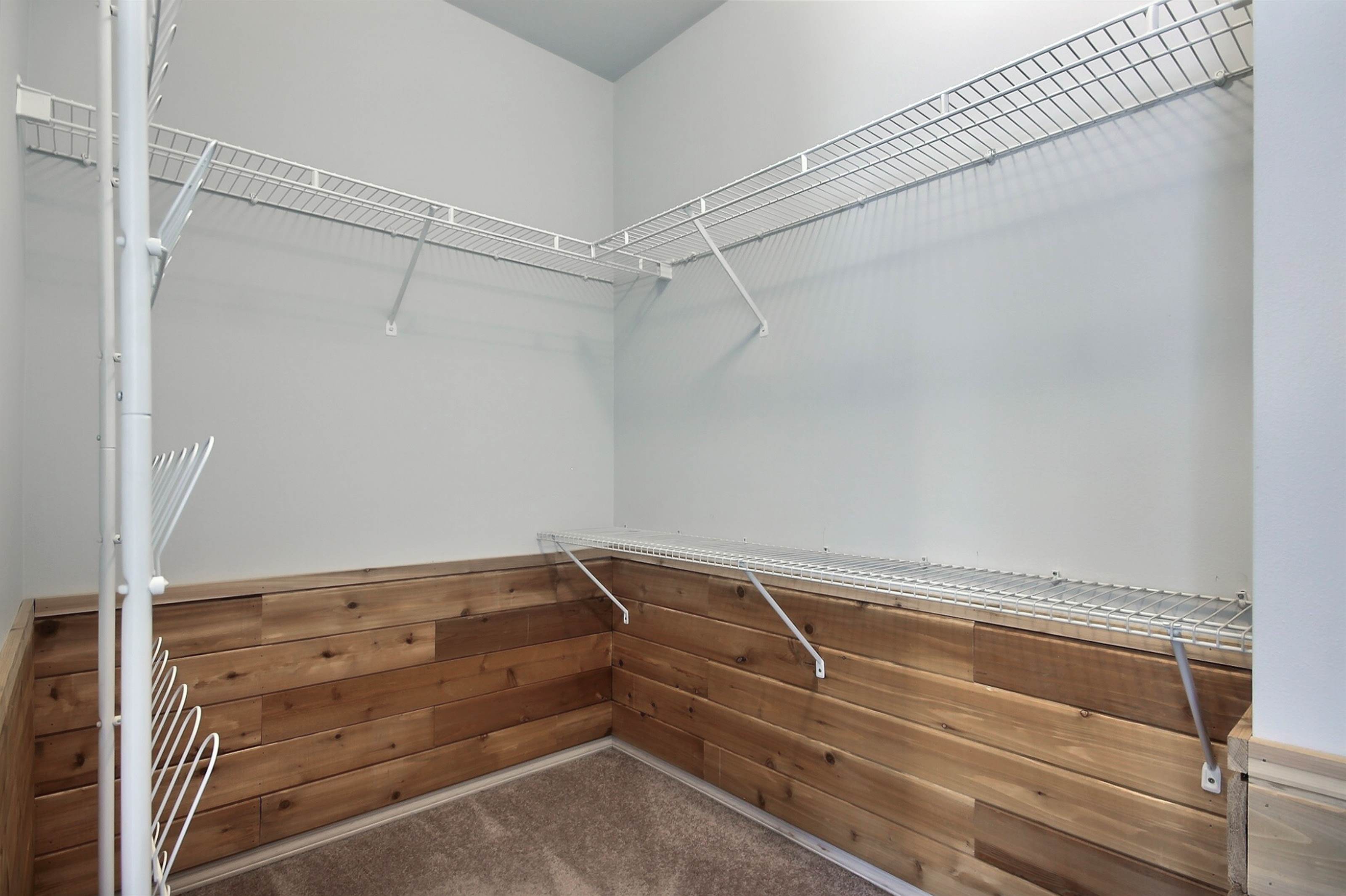 1958 McDonald Avenue, Dupont, WA 98327