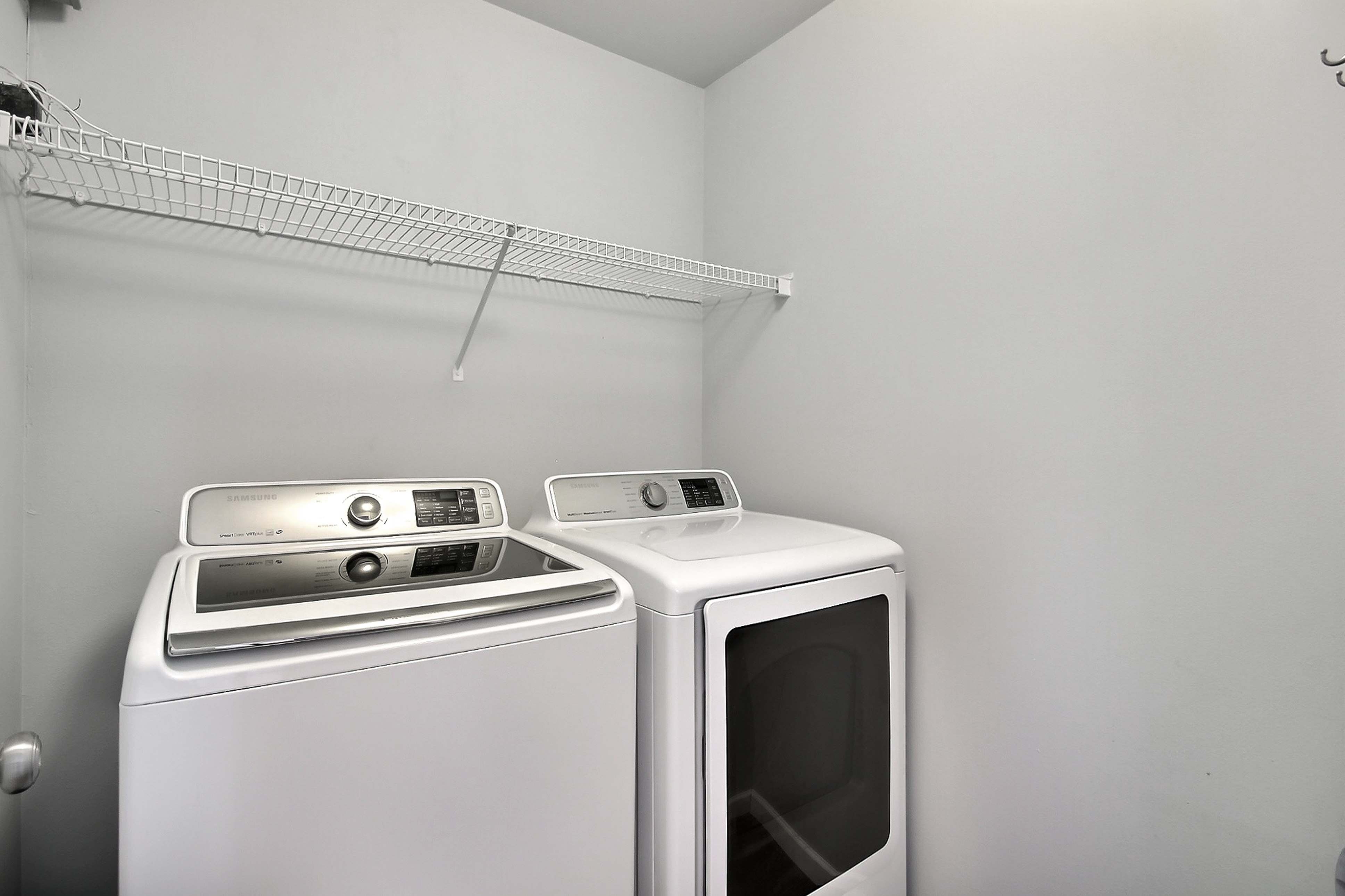 1958 McDonald Avenue, Dupont, WA 98327