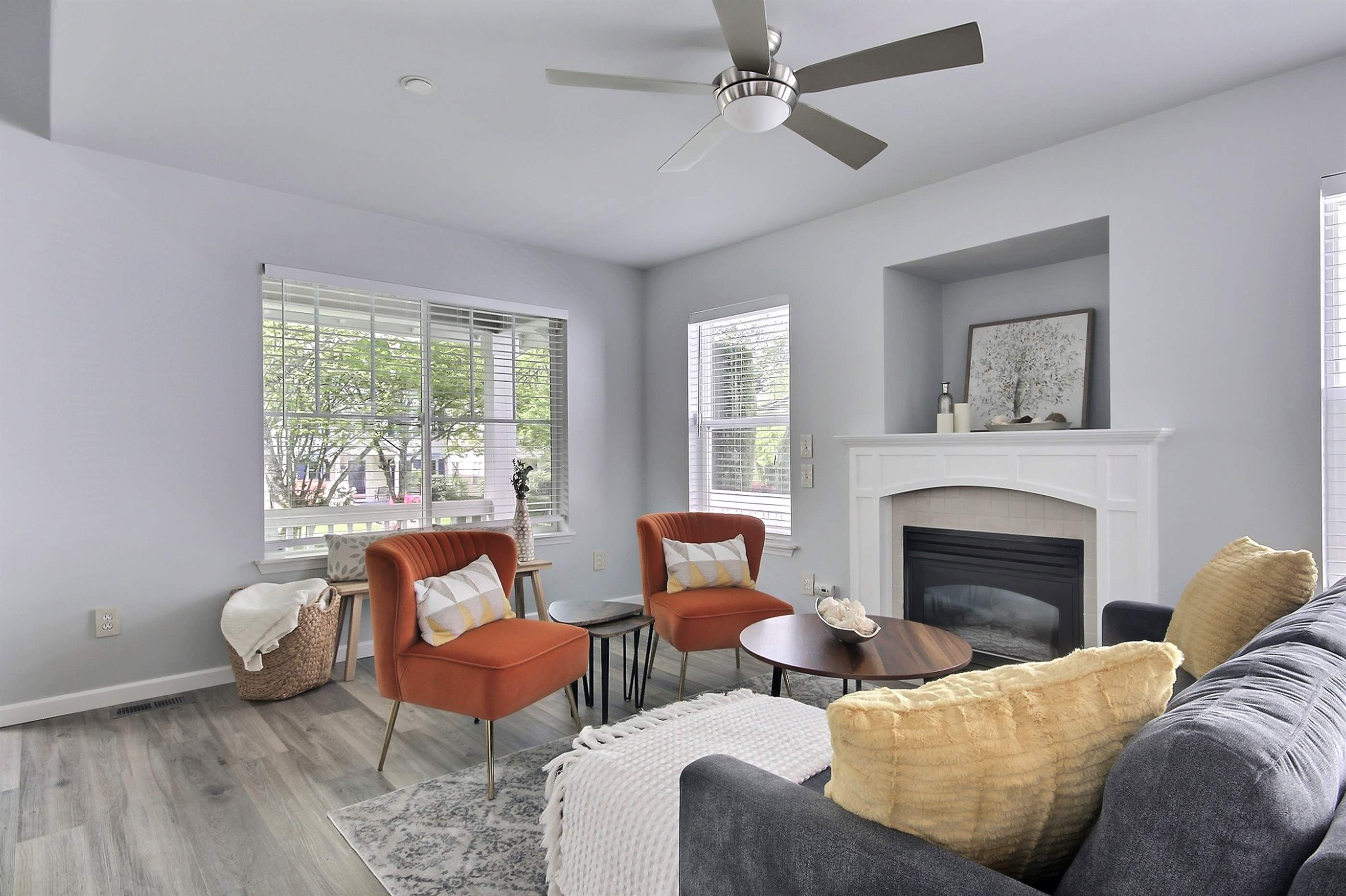 1958 McDonald Avenue, Dupont, WA 98327