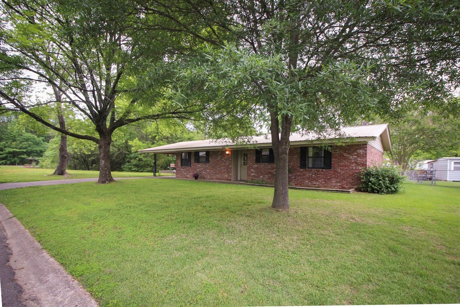 2228 Independence Avenue, Conway, AR 72034