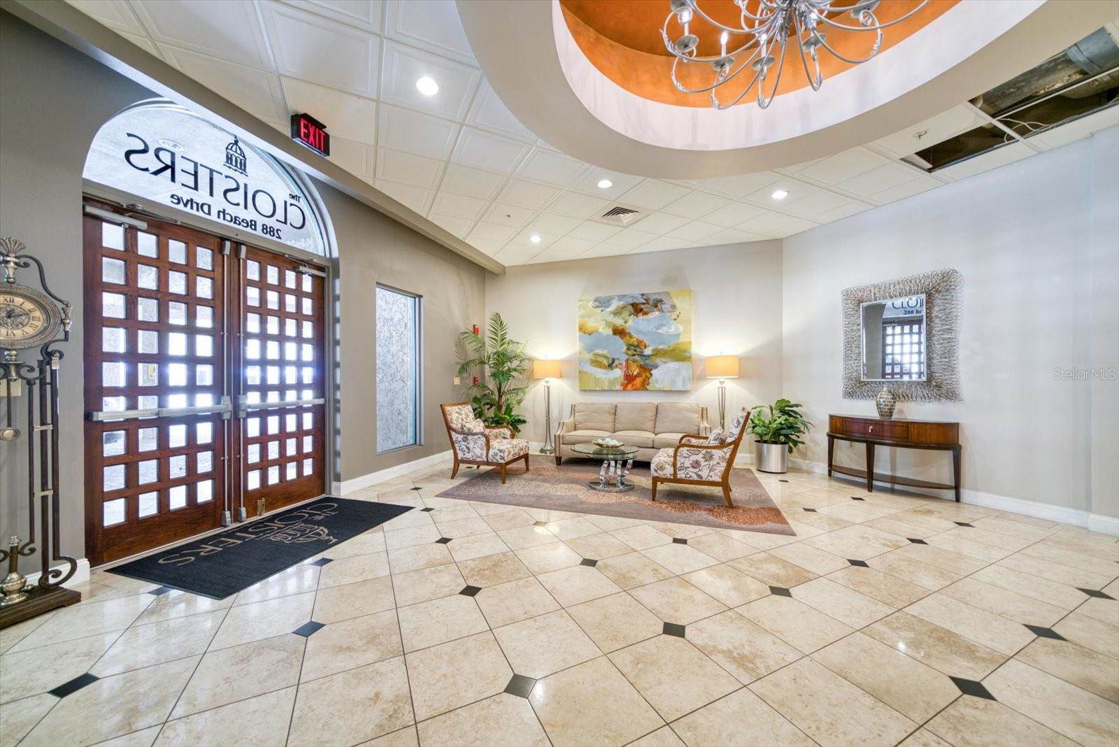 288 Beach Drive NE, Saint Petersburg, FL 33701