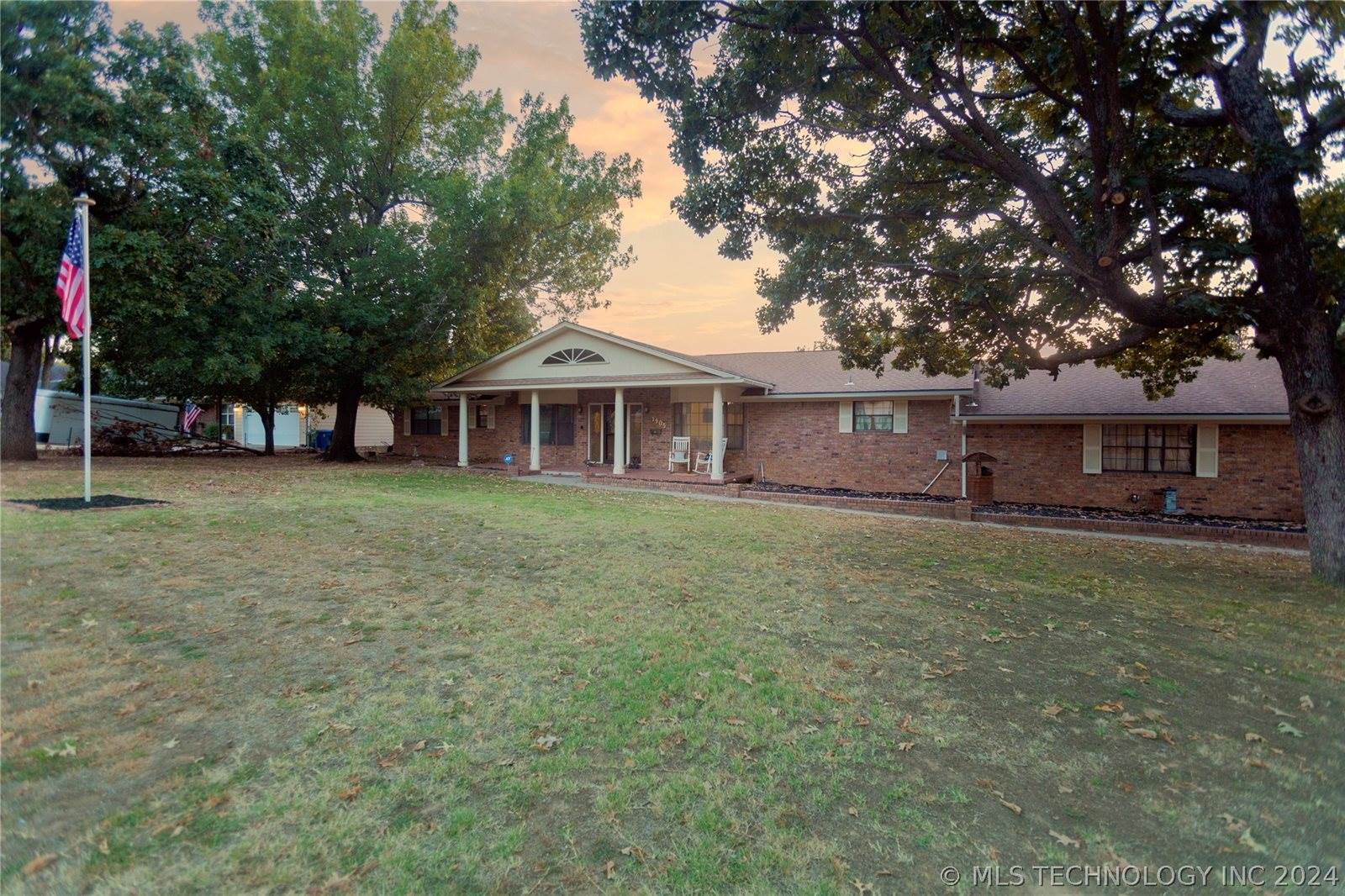 1905 Cardinal Lane, McAlester, OK 74501