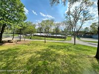 143 Carlyle Green, Staten Island, NY 10312