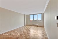 345 East 93rd Street #32J, New York, NY 10128