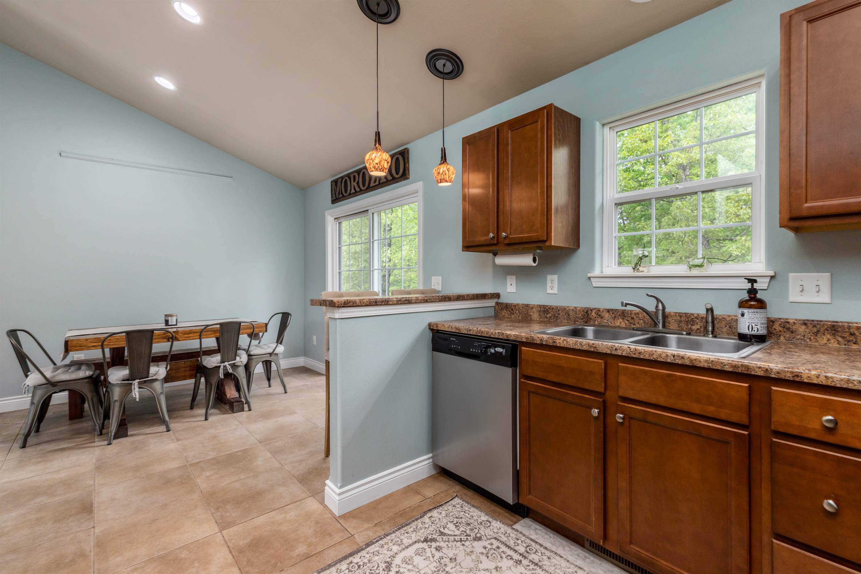 15859 Tundra St, St Robert, MO 65584