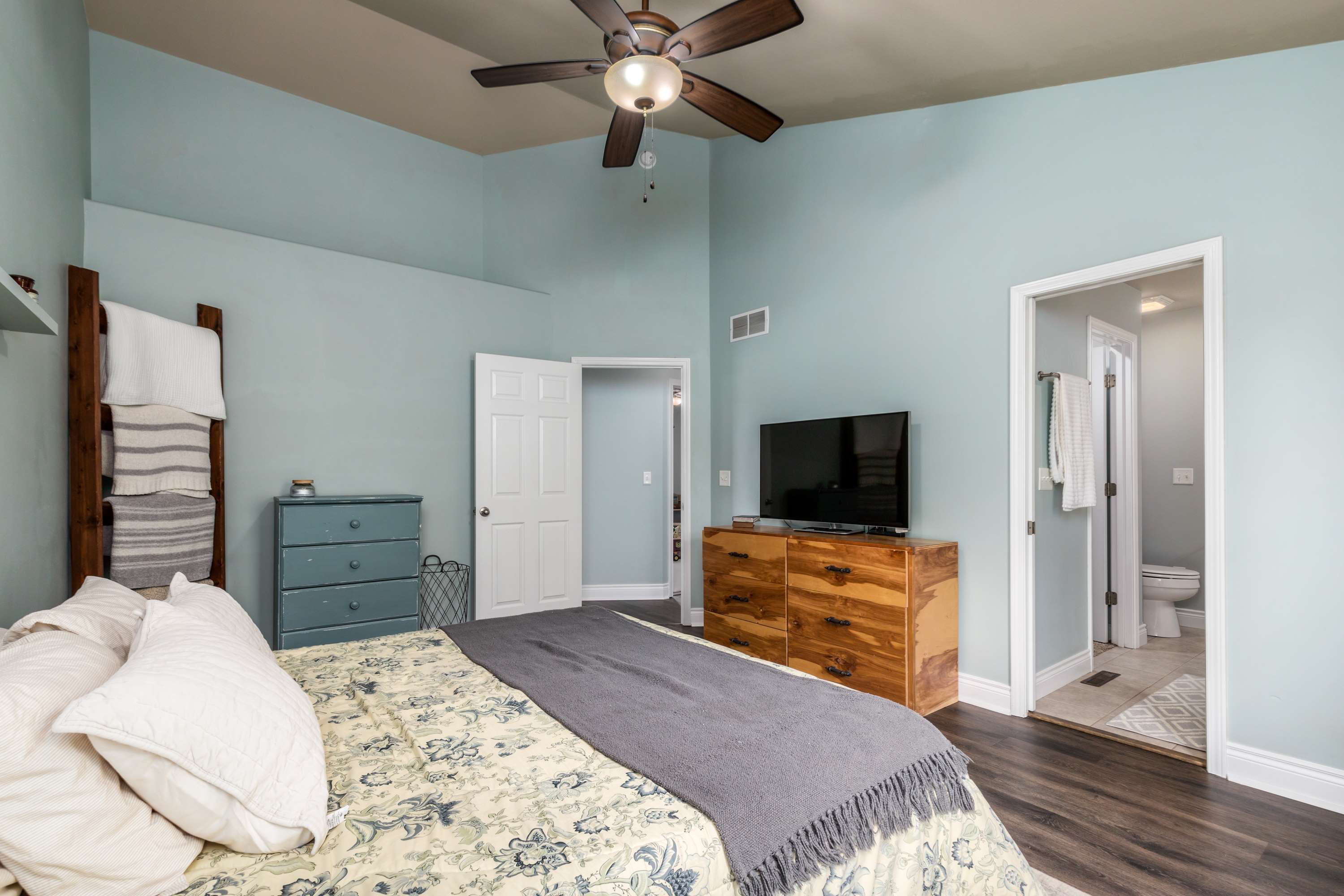 15859 Tundra St, St Robert, MO 65584