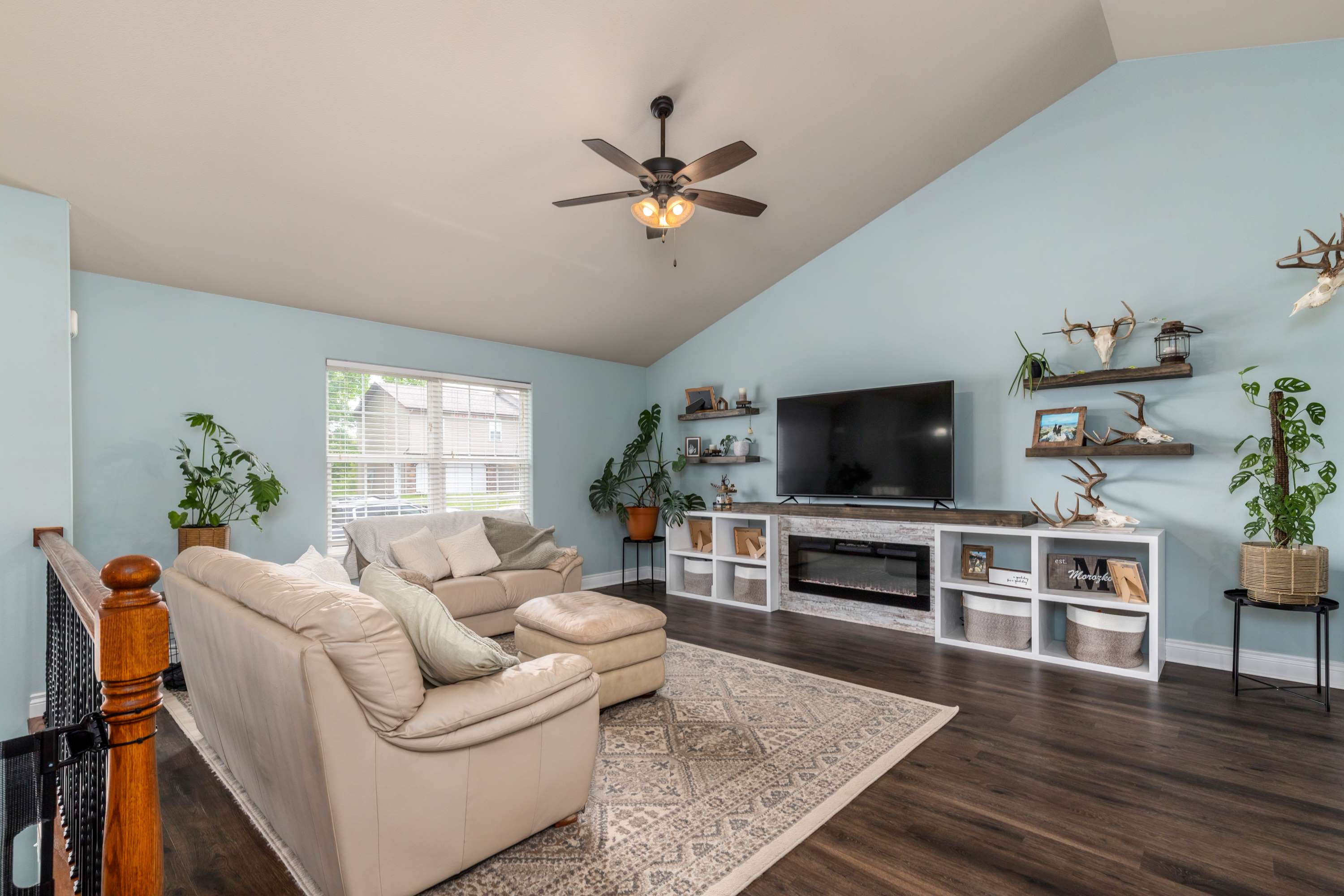 15859 Tundra St, St Robert, MO 65584