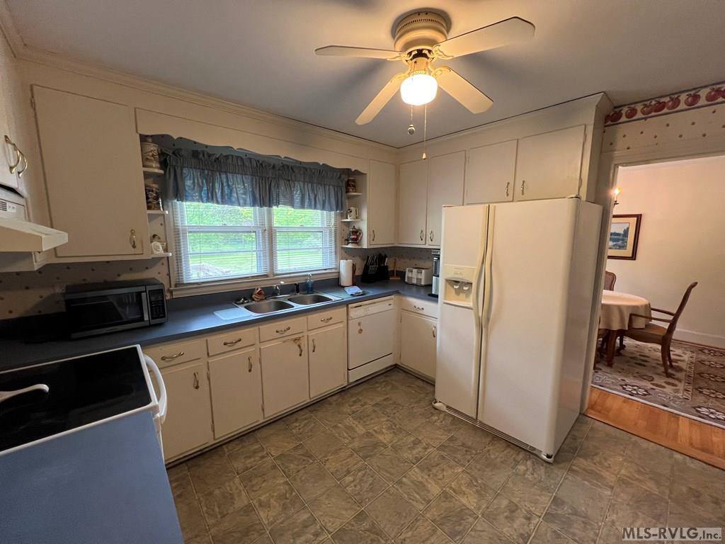 1960 US HWY-158 Bypass, Henderson, NC 27537