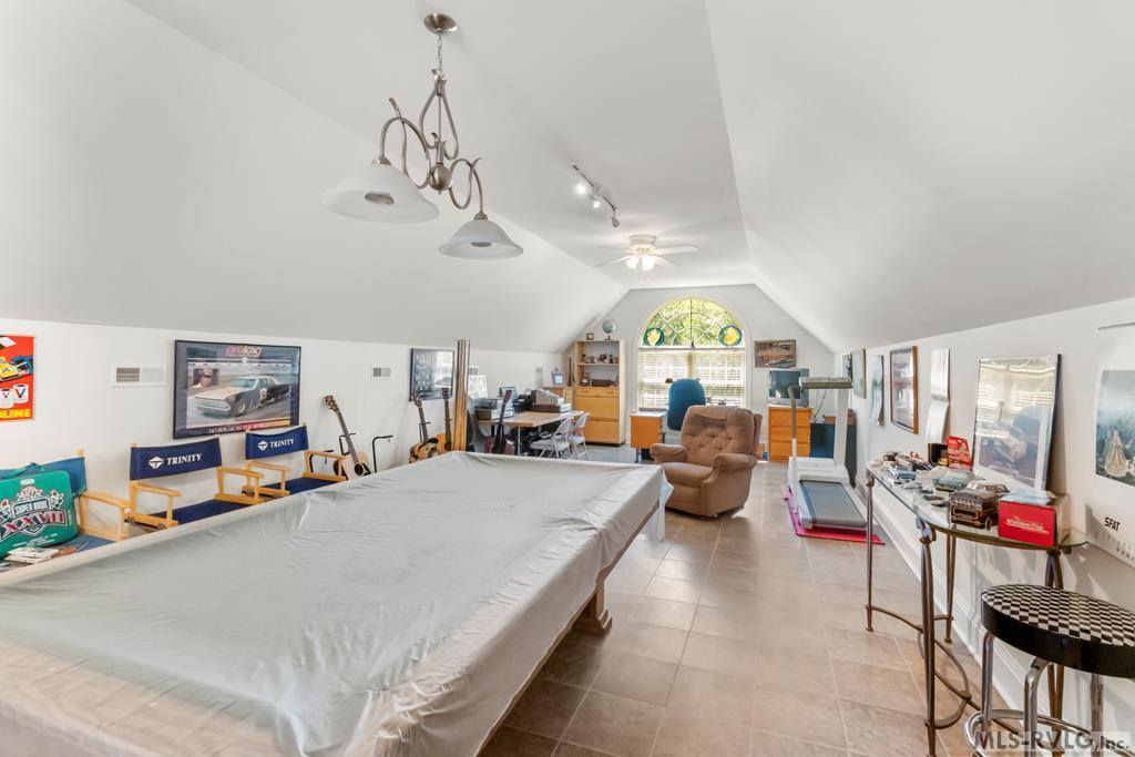 1960 US HWY-158 Bypass, Henderson, NC 27537