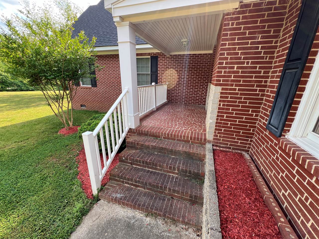 1960 US HWY-158 Bypass, Henderson, NC 27537