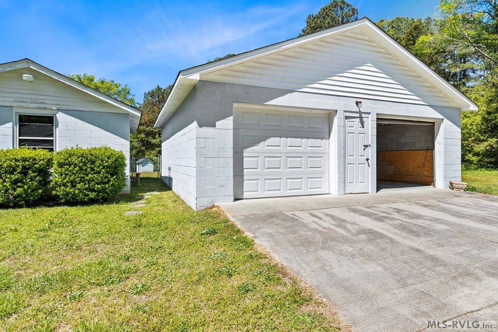 1960 US HWY-158 Bypass, Henderson, NC 27537