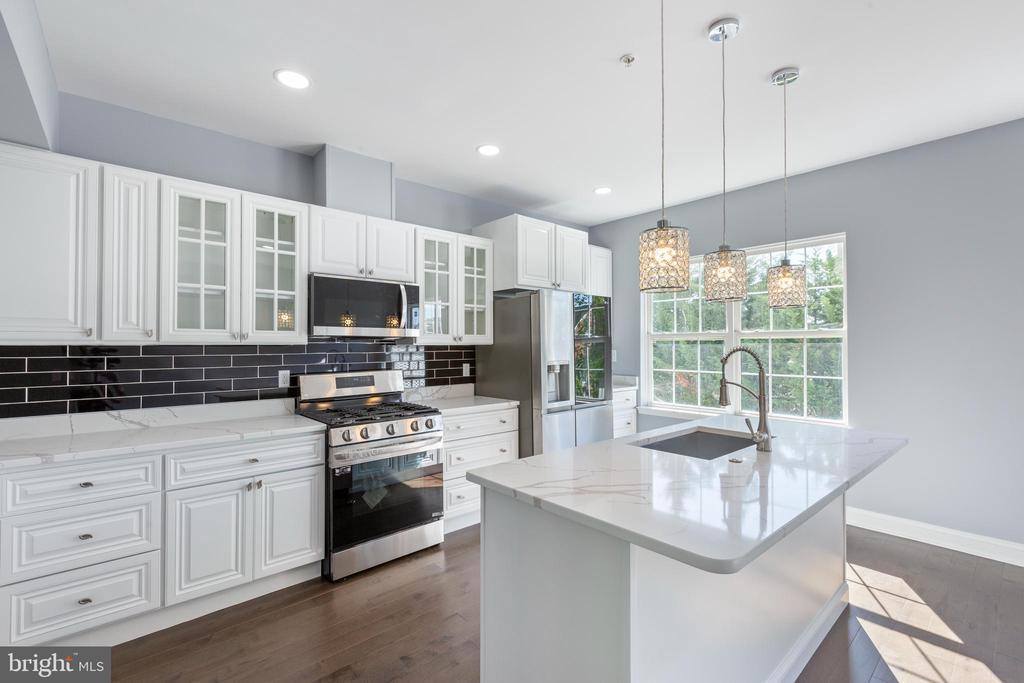 12960 Clarksburg Square Road, Clarksburg, MD 20871