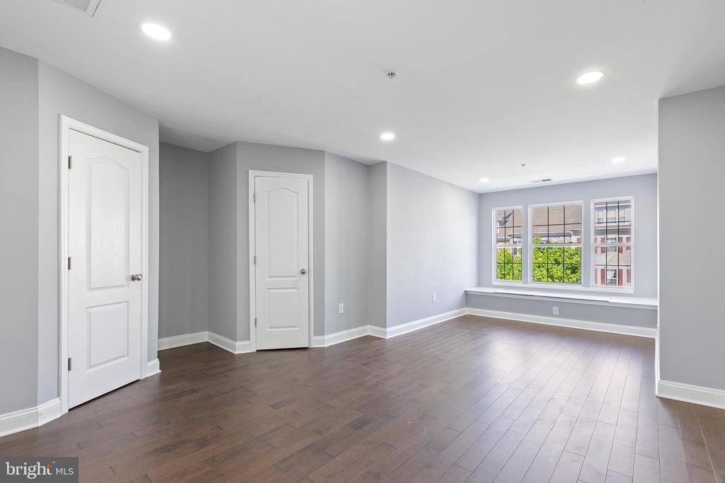 12960 Clarksburg Square Road, Clarksburg, MD 20871