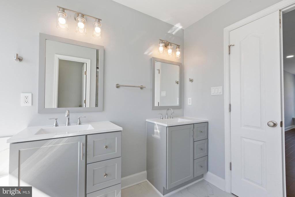 12960 Clarksburg Square Road, Clarksburg, MD 20871