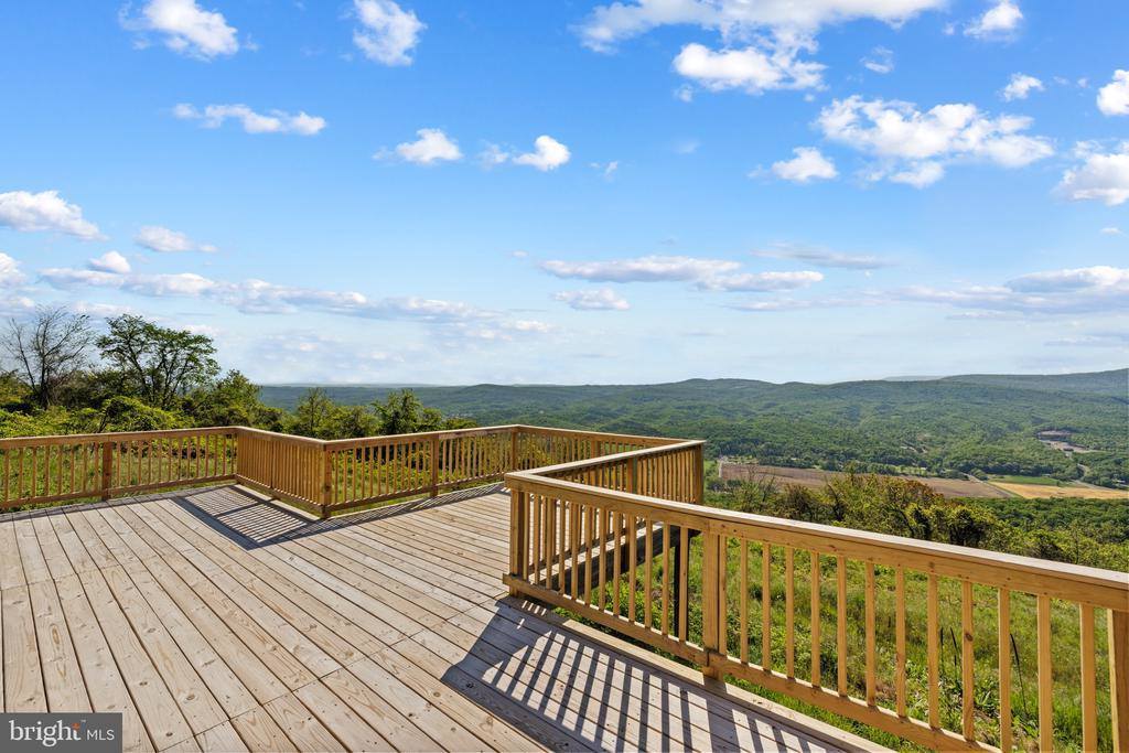 210 Skyview Drive, Romney, WV 26757