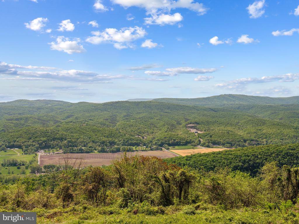 210 Skyview Drive, Romney, WV 26757