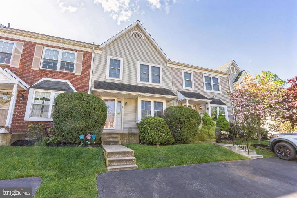 101 Victoria Drive, Aston, PA 19014