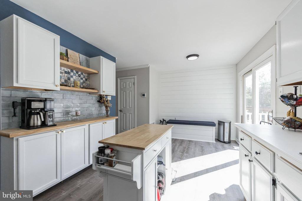 101 Victoria Drive, Aston, PA 19014