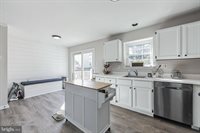 101 Victoria Drive, Aston, PA 19014