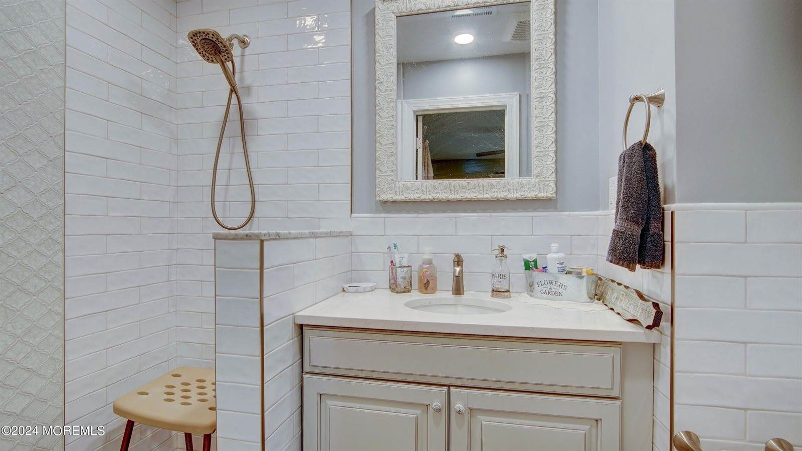 236 Silver Lane, Old Bridge, NJ 08857