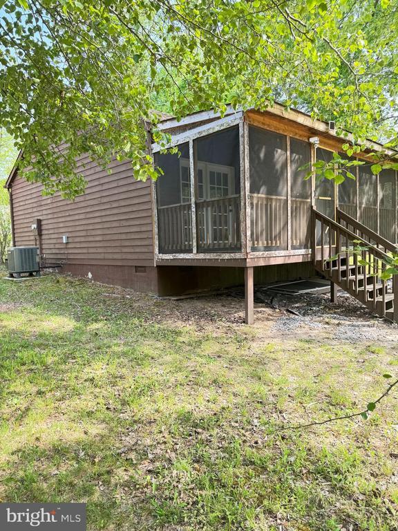 4403 Lakeview Parkway, Locust Grove, VA 22508