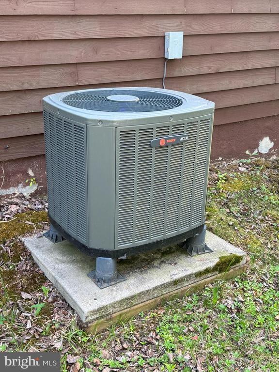 4403 Lakeview Parkway, Locust Grove, VA 22508