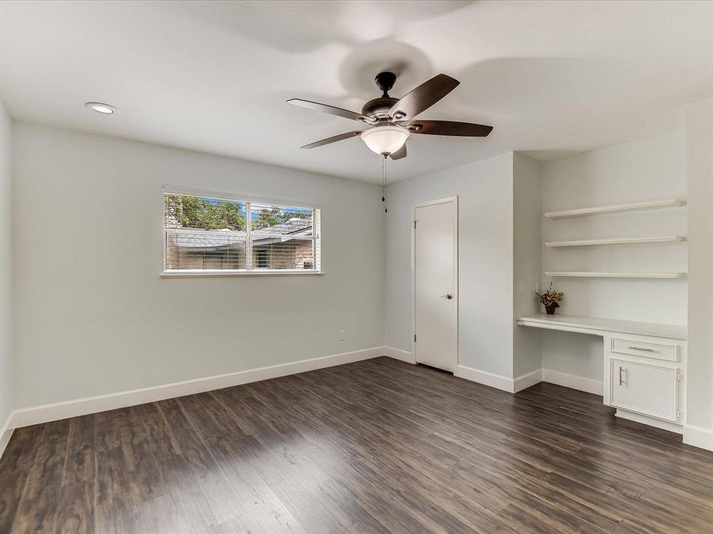 1004 Bluff Dr, Round Rock, TX 78681