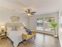 1004 Bluff Dr, Round Rock, TX 78681