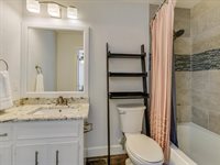 1004 Bluff Dr, Round Rock, TX 78681