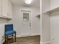 1004 Bluff Dr, Round Rock, TX 78681