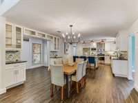 1004 Bluff Dr, Round Rock, TX 78681