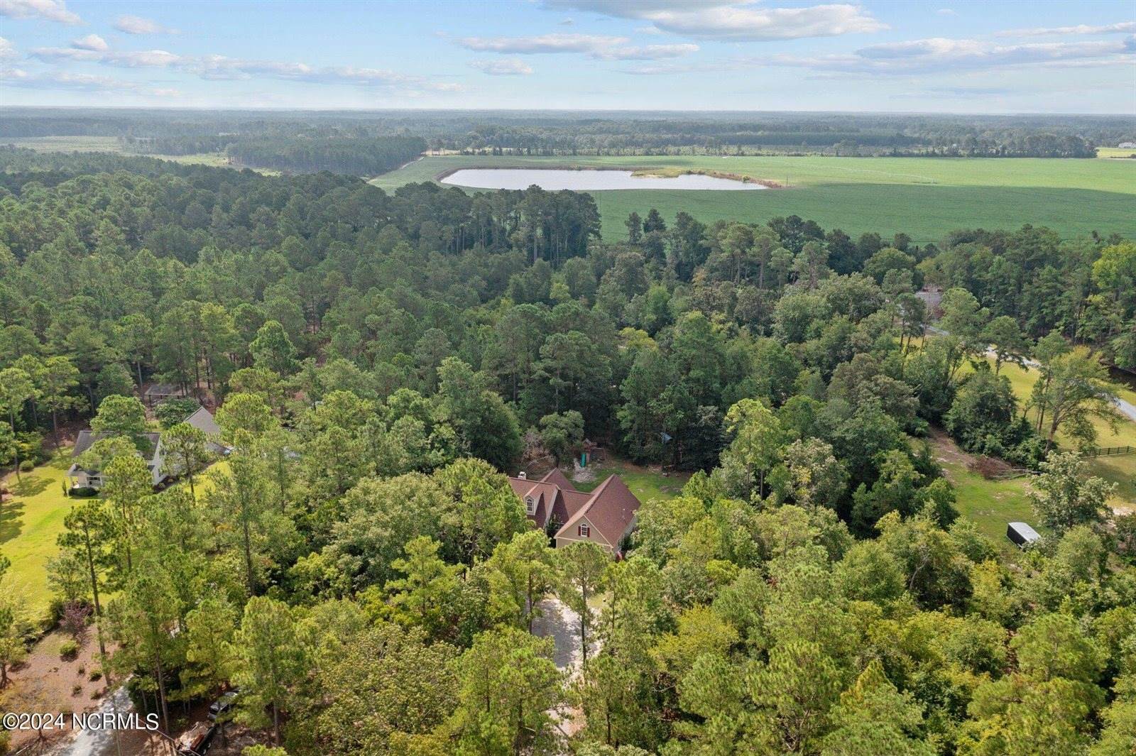 5670 Bridle Ridge Lane, Wade, NC 28395