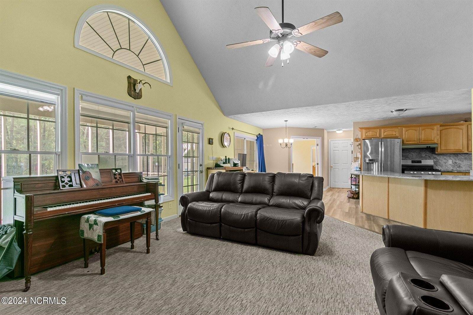 5670 Bridle Ridge Lane, Wade, NC 28395