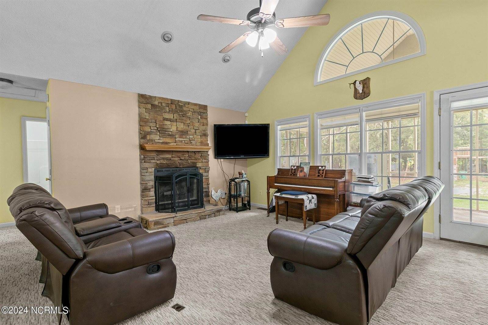 5670 Bridle Ridge Lane, Wade, NC 28395