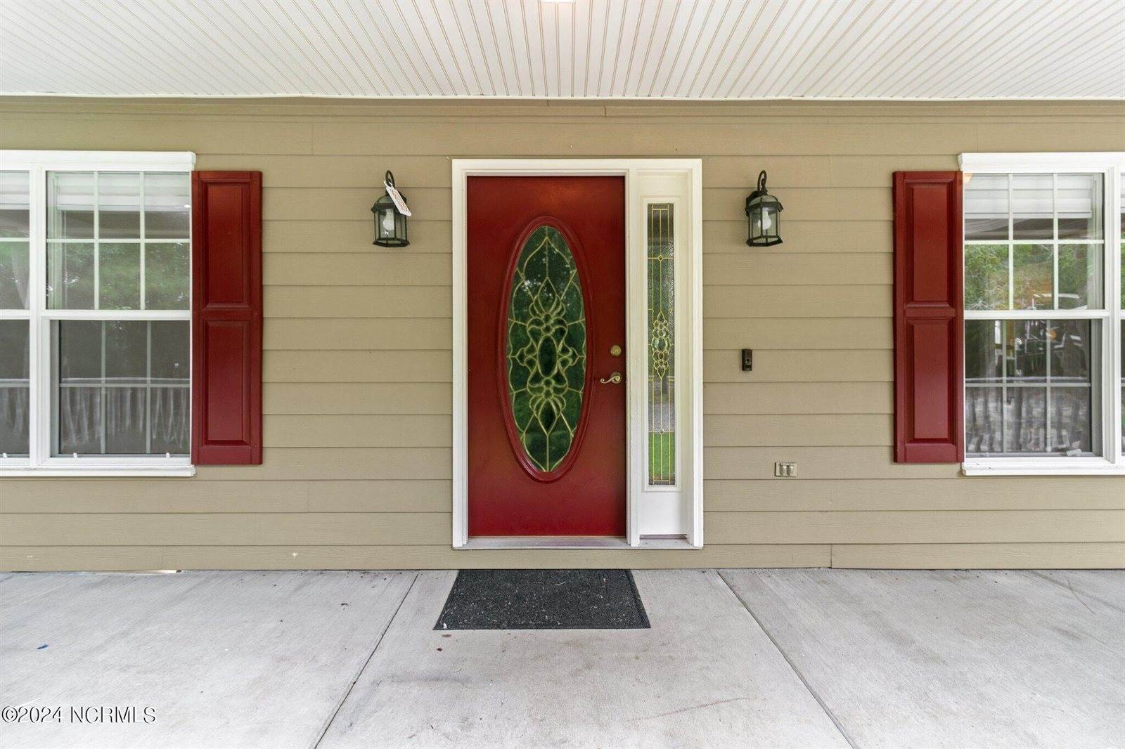 5670 Bridle Ridge Lane, Wade, NC 28395