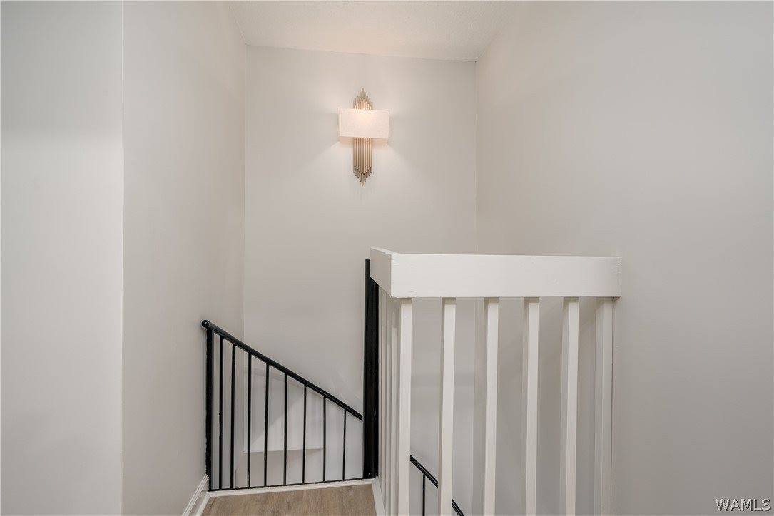 2931 Robinwood Lane, Northport, AL 35476