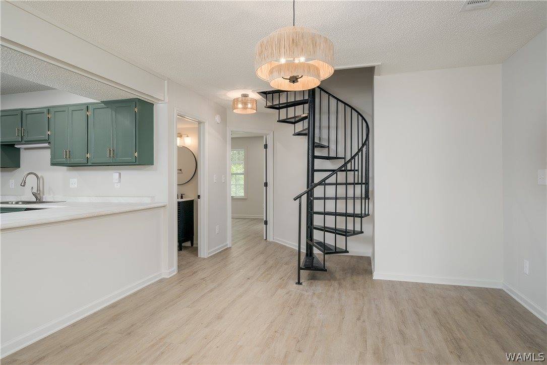 2931 Robinwood Lane, Northport, AL 35476