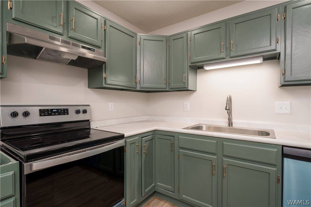 2931 Robinwood Lane, Northport, AL 35476