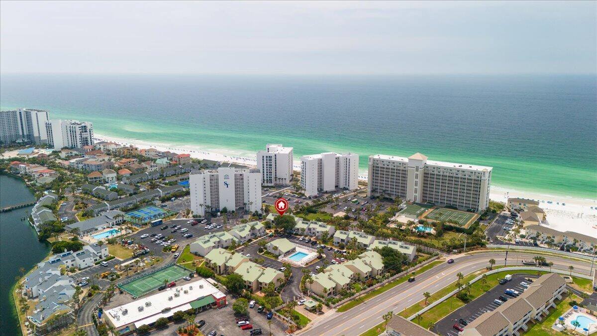 930 Gulf Shore Drive, Unit 18, Destin, FL 32541
