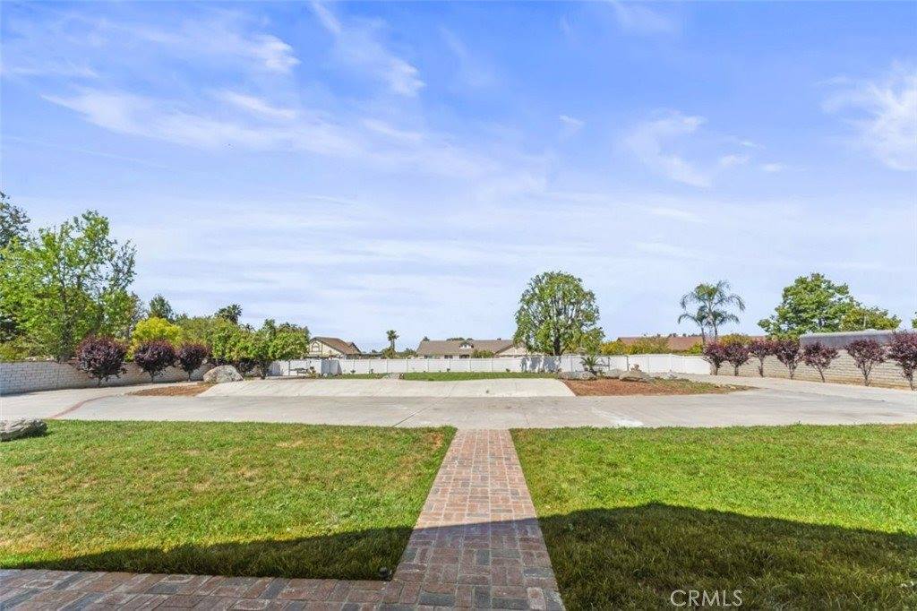 17384 Kaison Circle, Riverside, CA 92508