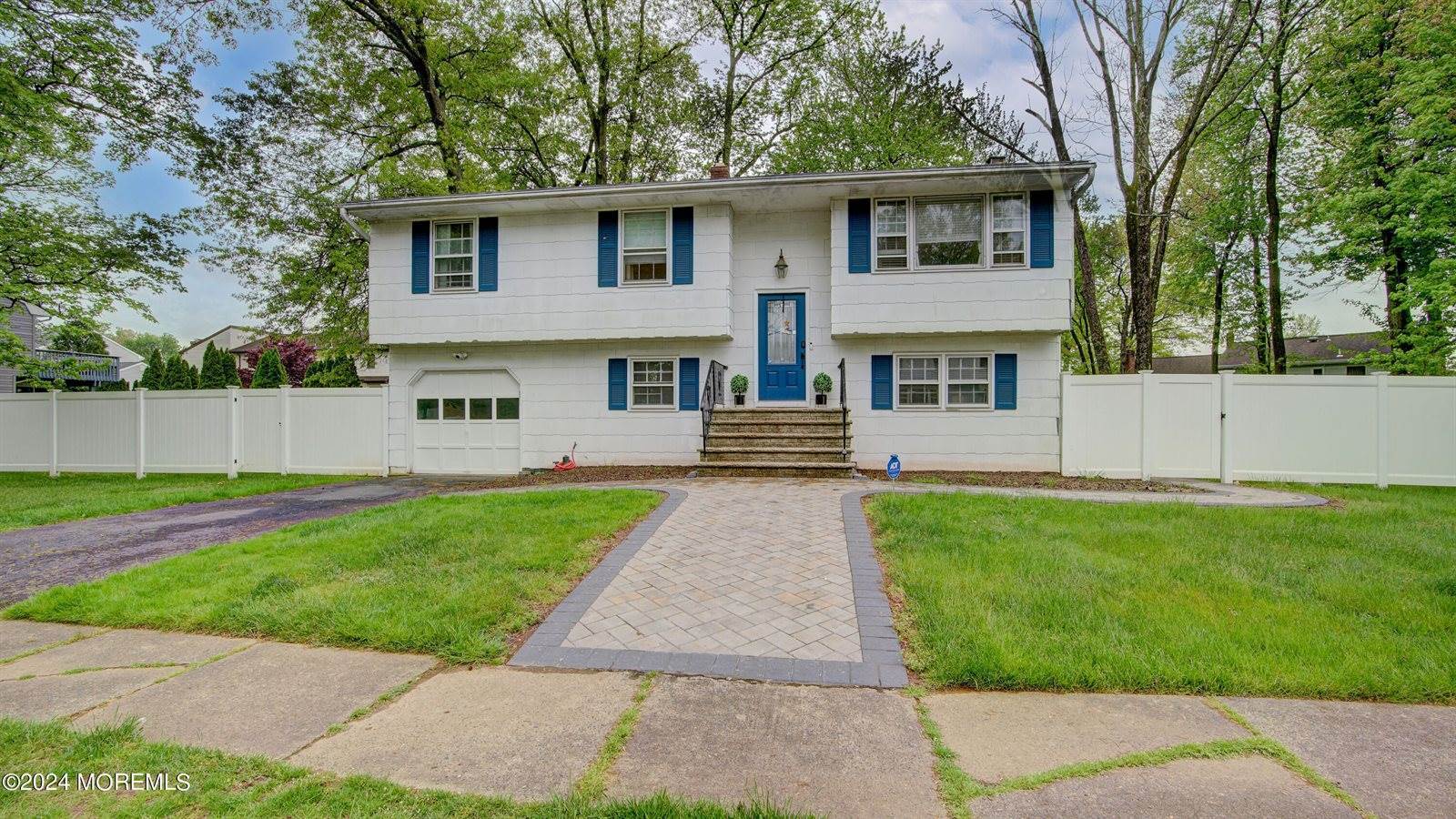 25 Schubert Avenue, Edison, NJ 08820