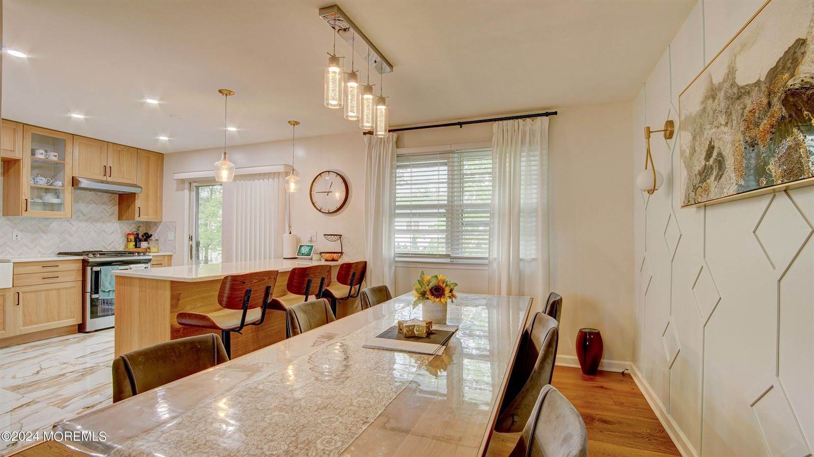 25 Schubert Avenue, Edison, NJ 08820