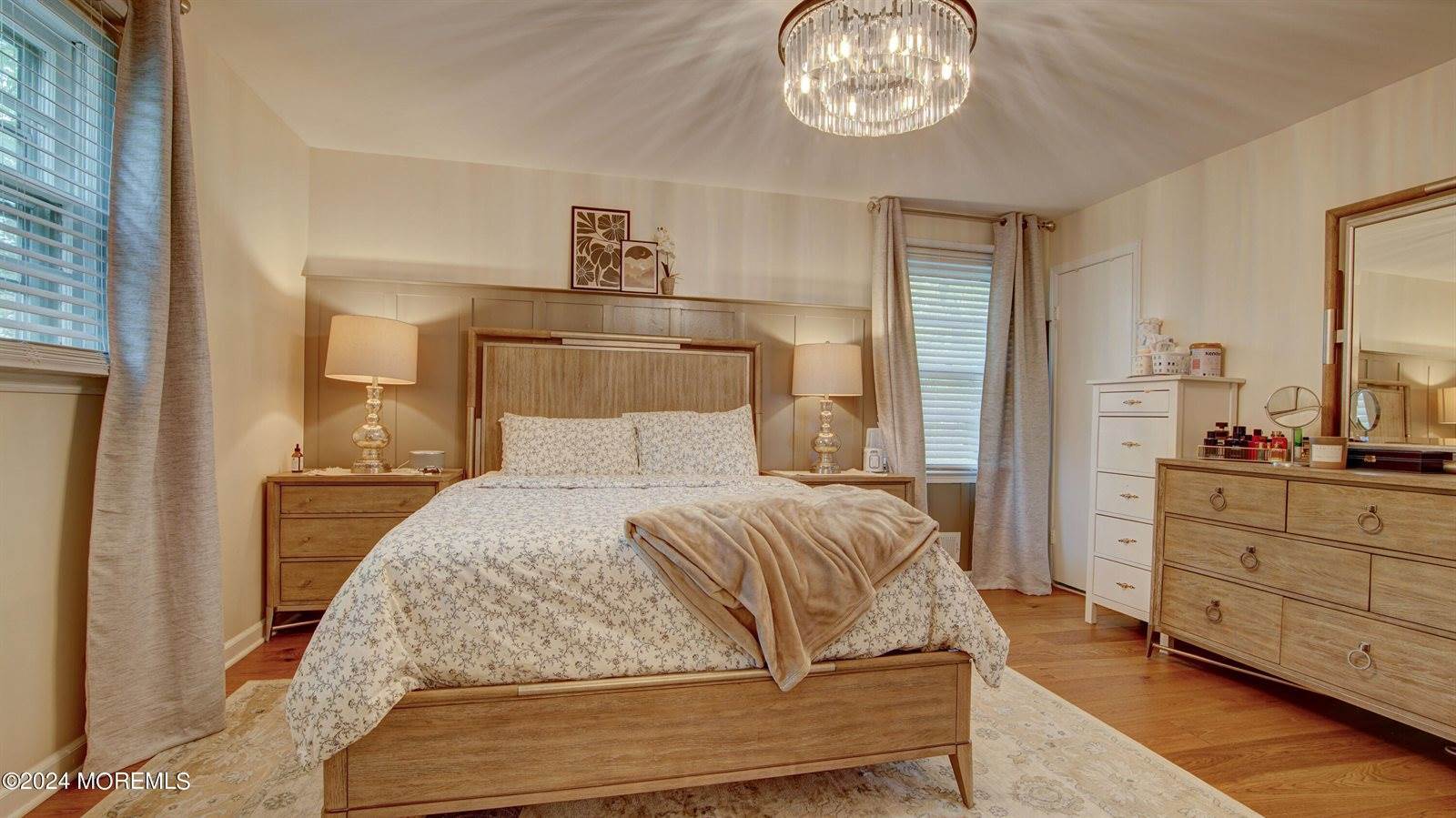 25 Schubert Avenue, Edison, NJ 08820