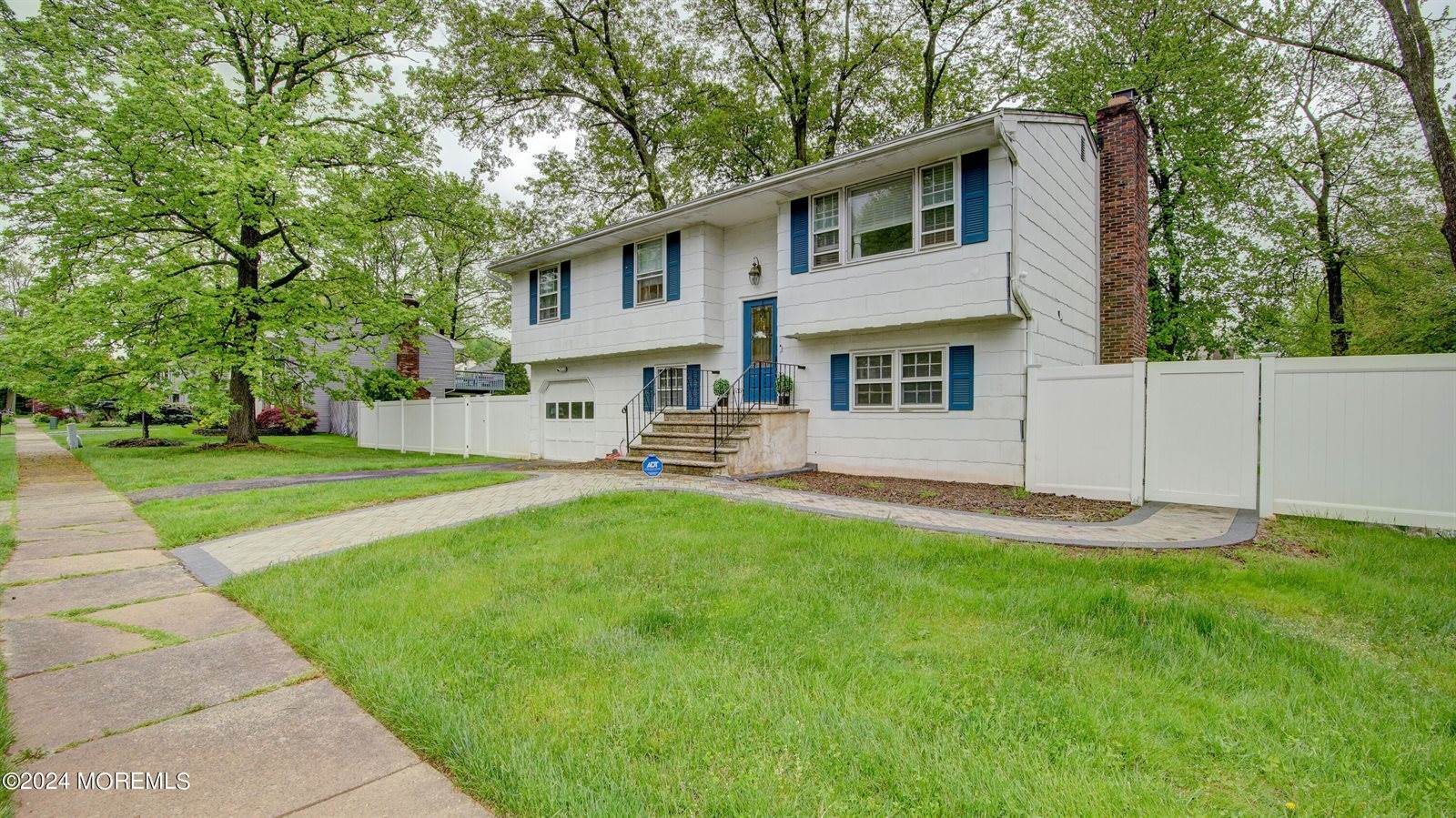 25 Schubert Avenue, Edison, NJ 08820