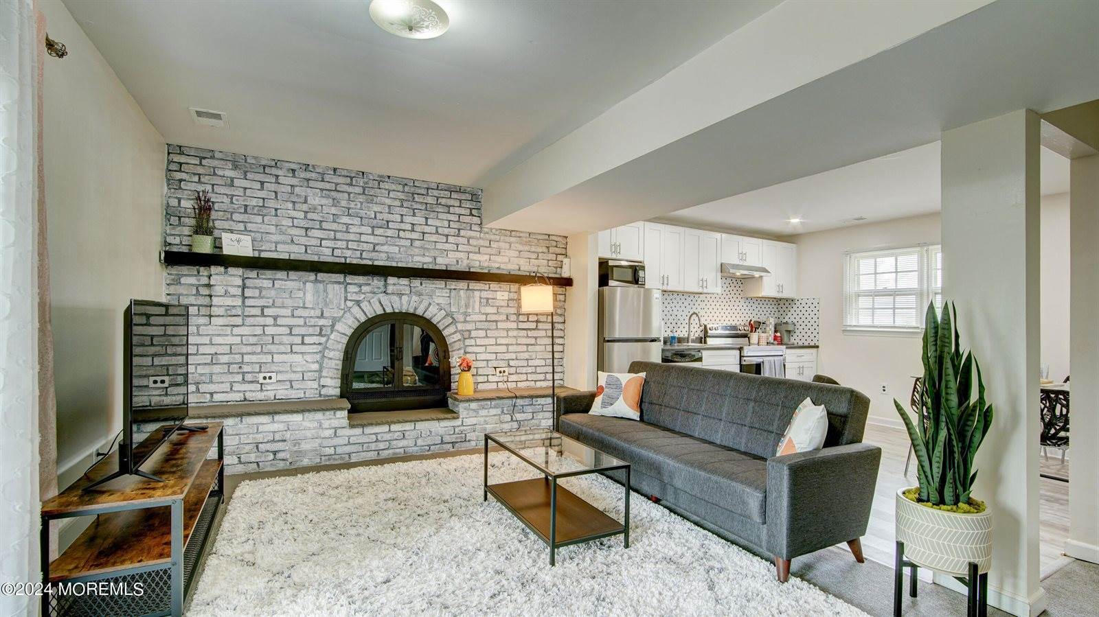 25 Schubert Avenue, Edison, NJ 08820