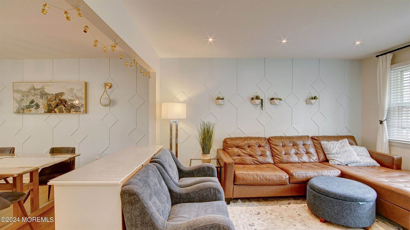 25 Schubert Avenue, Edison, NJ 08820