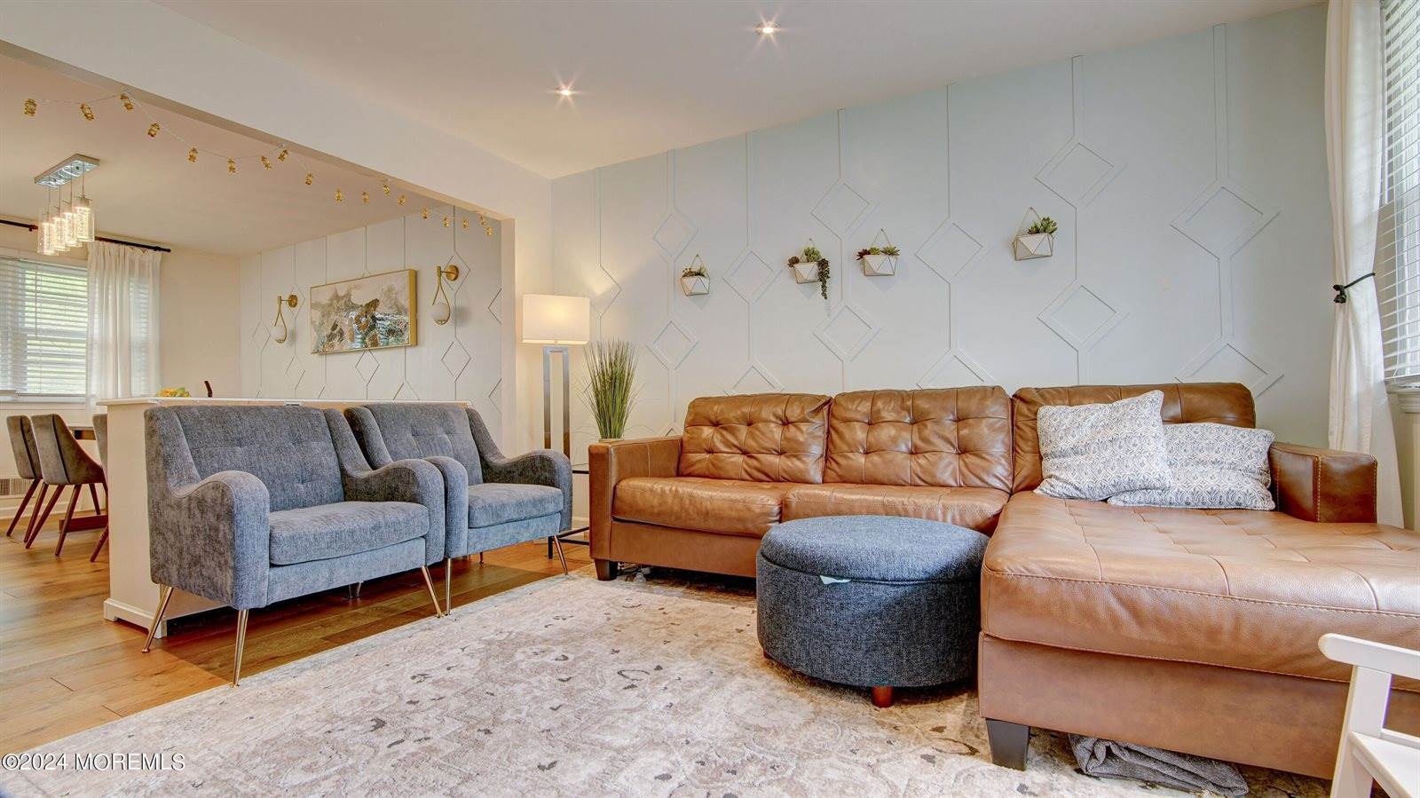 25 Schubert Avenue, Edison, NJ 08820