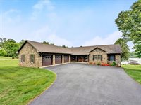 125 Inlet Dr, Wirtz, VA 24184